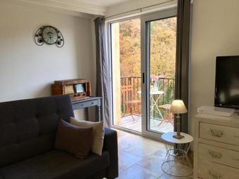 Le Carros - Villa Priv�e Au Sein D'un Mas Proven�al- 8 Personnes