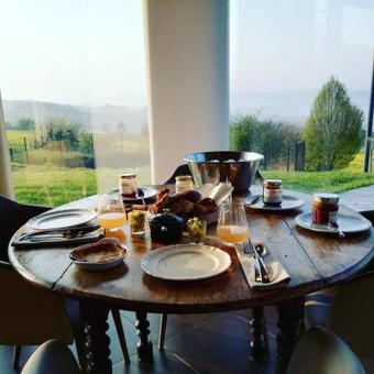Posada Auberge Du Moulin D'eaucourt - Le Saltimbanque