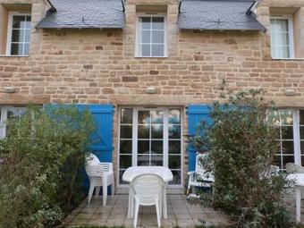 Holiday Home Rue De Men-meur
