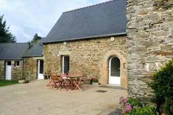 Holiday Home Plou�gat-gu�rand - Bre05042-f