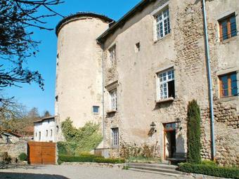 Apartamento Ferienwohnung Saint-bonnet-le-chastel 150s