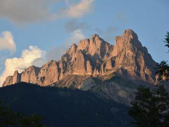 Spacious Apartment In Sallanches Near Ski Area