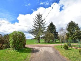 Spacious Holiday Home In Sormery With Swimming Pool