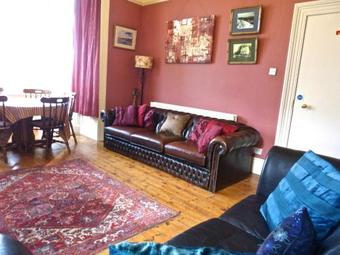 Albergue Downhill Beachhouse