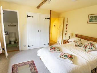 Trilbys, Newton Abbot