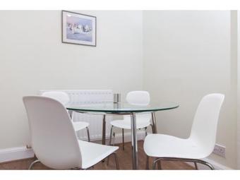 Apartamento Spacious 2-br Flat For 4 In Morningside