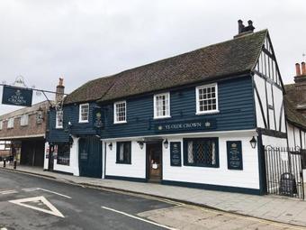 Bed & Breakfast Ye Old Crown