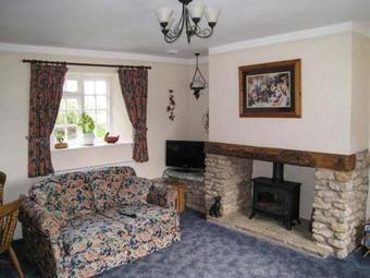 Magpie Cottage