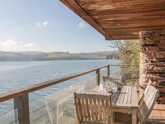 Sandridge Boathouse, Stoke Gabriel