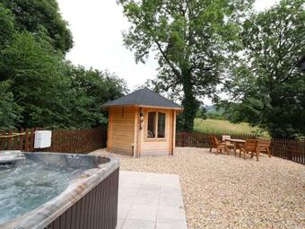 Little Mill, Welshpool