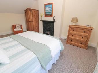 Little Robin - South Farm, Morpeth