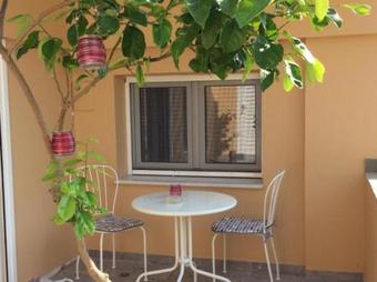 Nostalgia Apartments