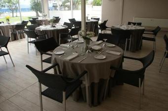 Hotel Marathon Beach Resort