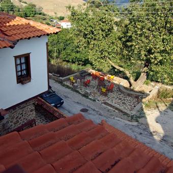 Hostal Nimbus Guesthouse