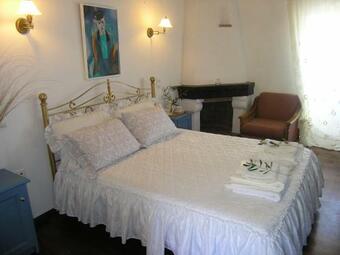 Traditional Stone Villa Olympia