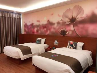 Pai Hotel Chongqing Wanzhou Beishan Shanshui International