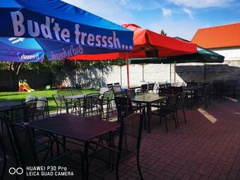 Hostal Restaurace A Penzi�n U Jessyho