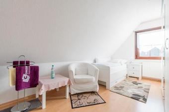 3 Single Rooms Sarstedt (4224)