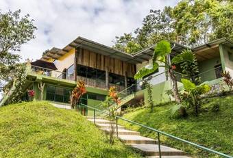 Hotel Yumbo Spa And Resort