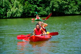 Roulottes De Bois Le Roi
