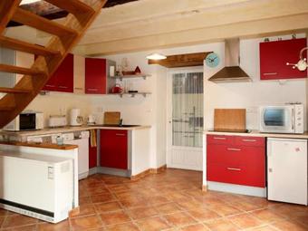 Holiday Home L'hirondelle (sjd202)