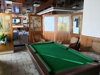 Hostal La Ruche Cantalienne