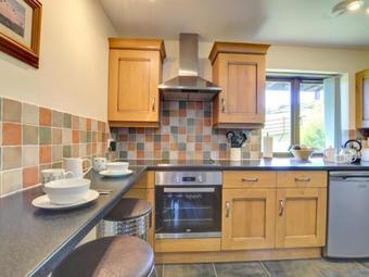 Charming Holiday Home In Caersws With Garden