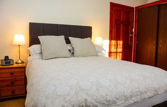 Hostal Clarke Cottage Guest House