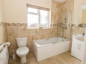 The Lodge, Ellesmere