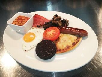 Meikleour Arms Hotel & Restaurant