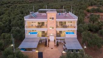 Paliochora Apartments