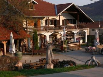 Hostal Guest Accommodation Butina