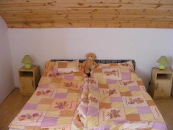 Hostal T�nde Vend�gh�z