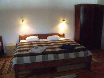 N�dfedeles Vend�gh�zak