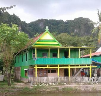 Nasrul House