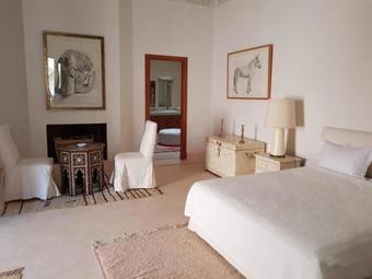 Hotel Palais Claudio Bravo