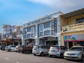 Oyo 596 The Vintage Hotel