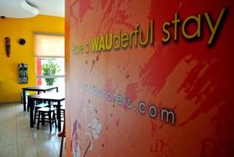 Motel Wau Hotel & Cafe