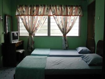 Hostal Greenleaf Guesthouse