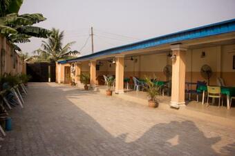 Hotel Castle City Resort & Suites Annex