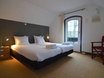 Charming Holiday Home In Hulshorst With Swimming Pool