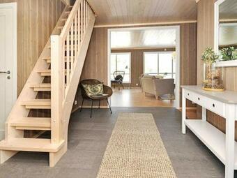 Three-bedroom Holiday Home In Fjell