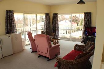 Apartment @ Red Stag Restaurant