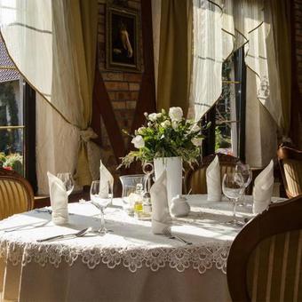 Hubertus Aparthotel & Restaurant & Horse Club