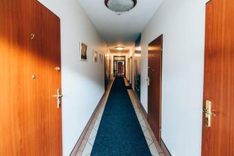 Hostal Go?ciniec Pod ?aglami