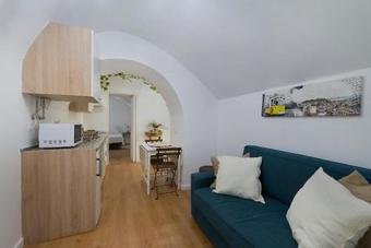 The Convent - Calm 1 Bedroom Apartment Close To The River