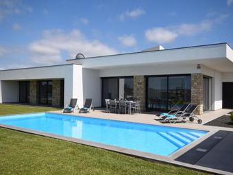 Modern Villa In Alcoba�a With Private, Heated Swimming Pool