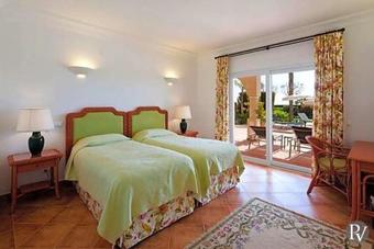 Praia Da Luz Villa Sleeps 8 Pool Air Con Wifi