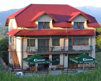 Hostal Pensiunea Cristiion