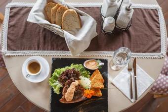 Hostal Pensiunea Boema